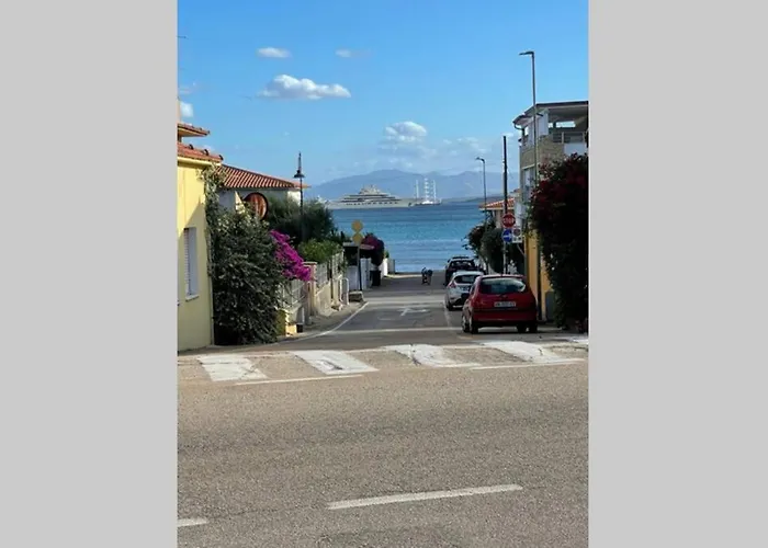 Comfort E Panorama Mozzafiato A * 阿兰奇湾城